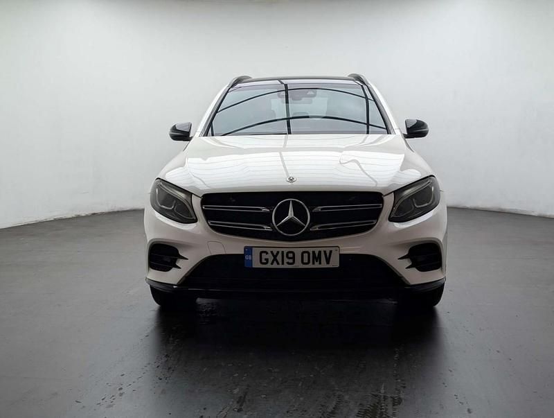 Used Mercedes GLC220 AMG 170 HP (125 kW) 2019 White SUV