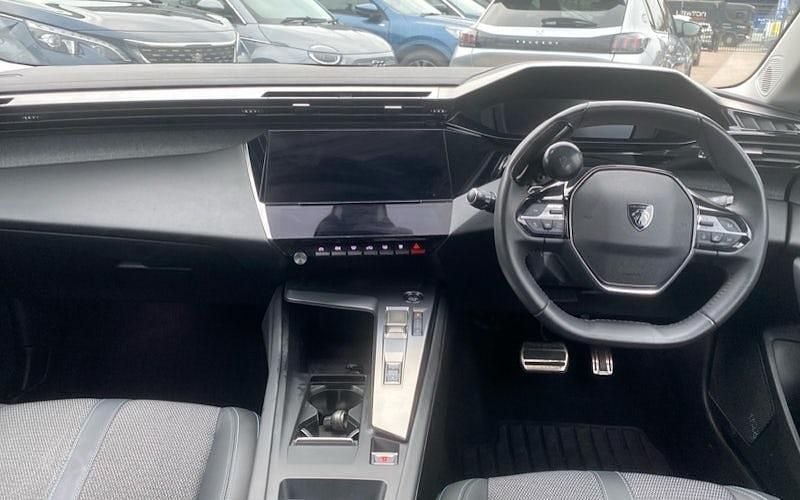 Used Peugeot 308 SW Allure 131 HP (96 kW) 2024 Estate