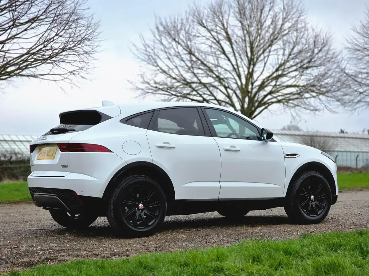 Used Jaguar E-Pace S 180 HP (132 kW) 2019 White SUV