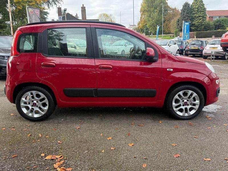 Used Fiat Panda Lounge 69 HP (50 kW) 2012 Red Hatchback