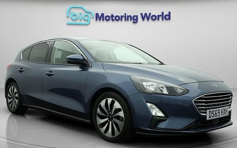 Used 2020 Ford Focus Zetec Hatchback | £10,300 (Fair price) - Image 1/4