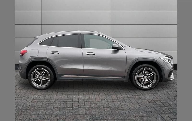 Used Mercedes GLA250 Premium 214 HP (157 kW) 2022 Grey SUV