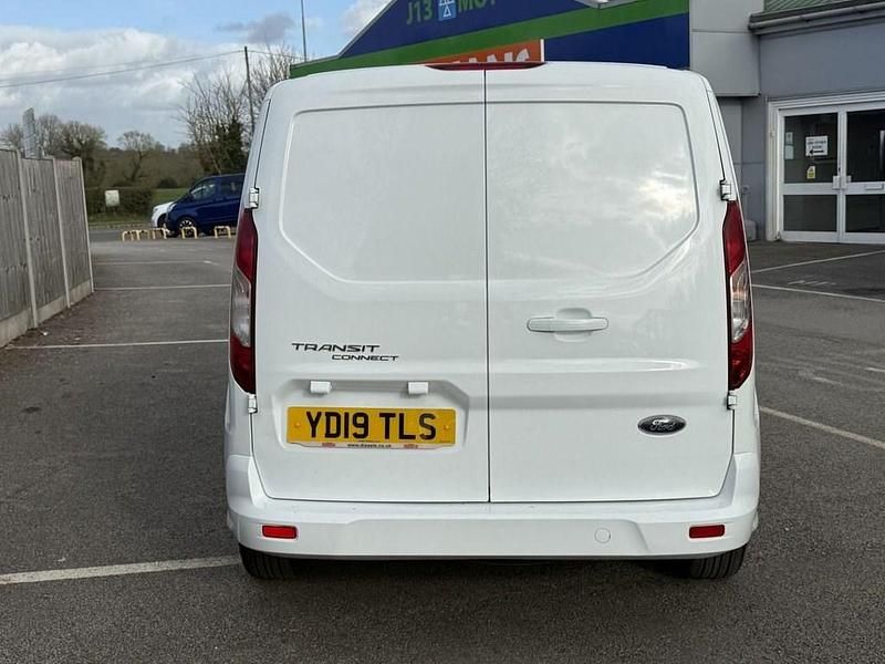Used Ford Transit Connect Trend 100 HP (73 kW) 2019 White MPV