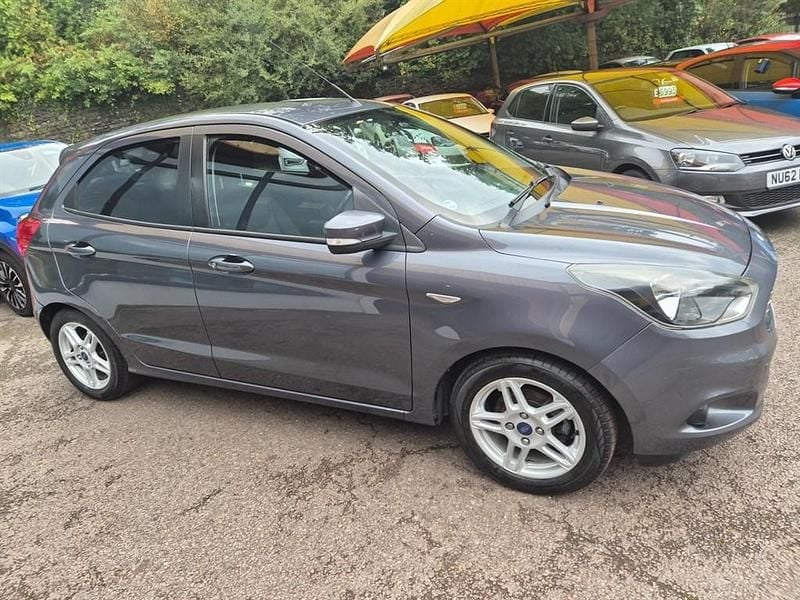 Used Ford Ka Plus Zetec 70 HP (51 kW) 2017 Grey Hatchback