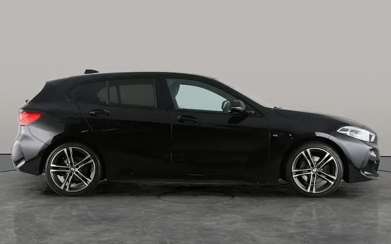 Used BMW 118 M Sport 136 HP (100 kW) 2021 Black Hatchback