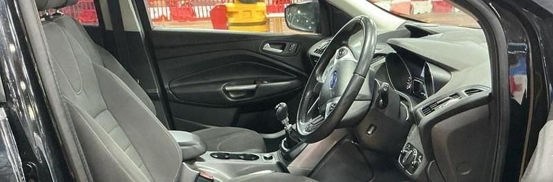 Used Ford Kuga Zetec 150 HP (110 kW) 2015 Panther black SUV