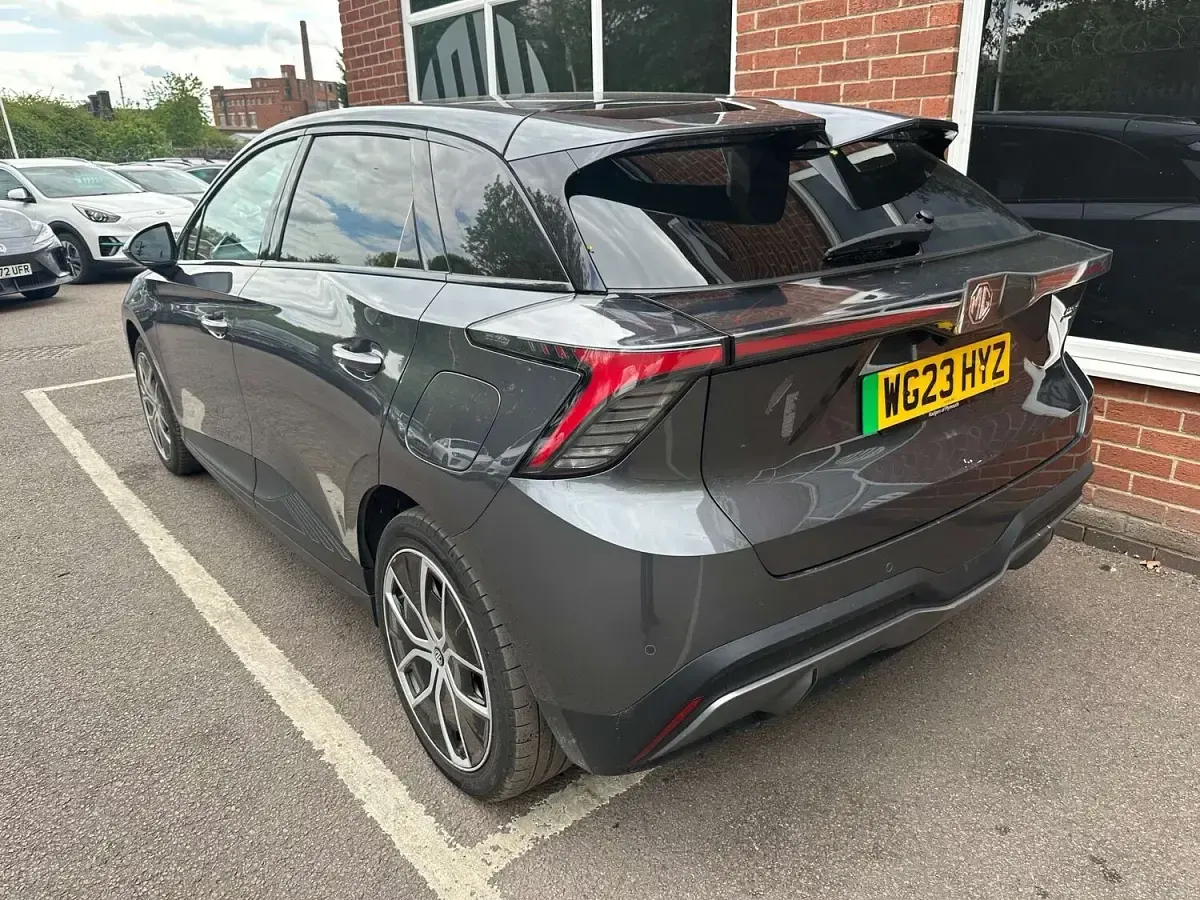 Used MG MG4 EV Trophy 319 kW (435 HP) 2023 Grey Hatchback