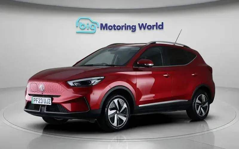 Usado MG ZS Trophy 114 kW (156 HP) 2023 Vermelho SUV