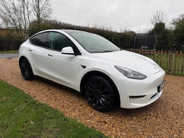 White Used 2023 Tesla Model Y Performance SUV | £23,950 (Fair price) - Image 1/4