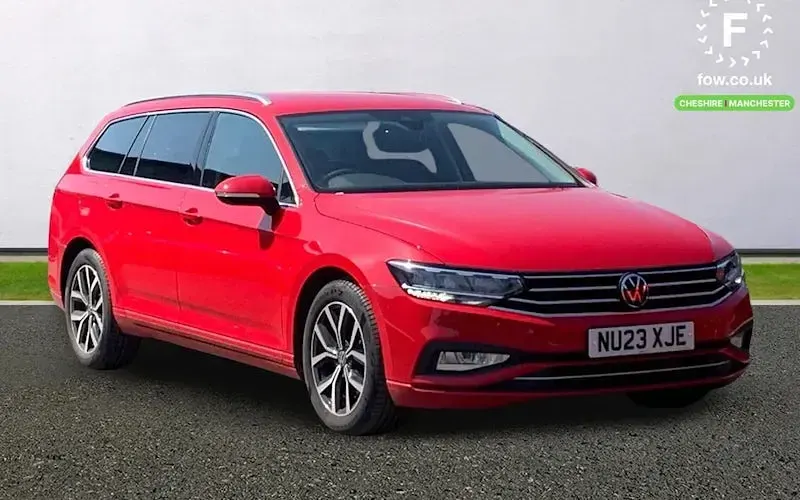 Usado VW Passat SEL 150 CV (110 kW) 2023 Familiar
