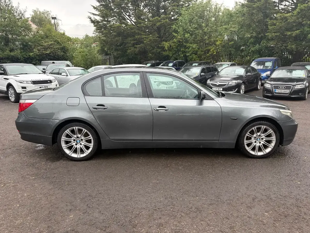 Used BMW 530 2005 Grey Sedan