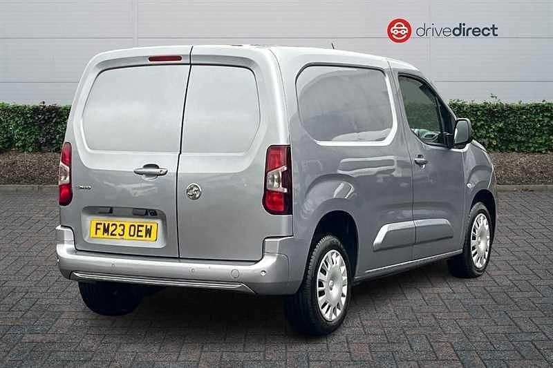 Used Vauxhall Combo 100 HP (73 kW) 2023 Grey MPV