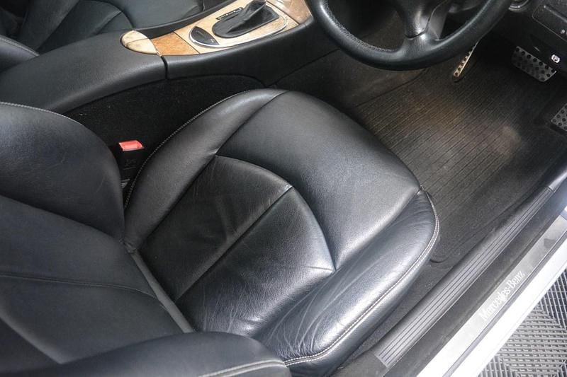 Used Mercedes E320 2009 Silver Estate