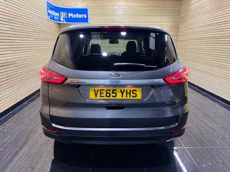 Used Ford S-MAX Titanium 150 HP (110 kW) 2015 Grey MPV