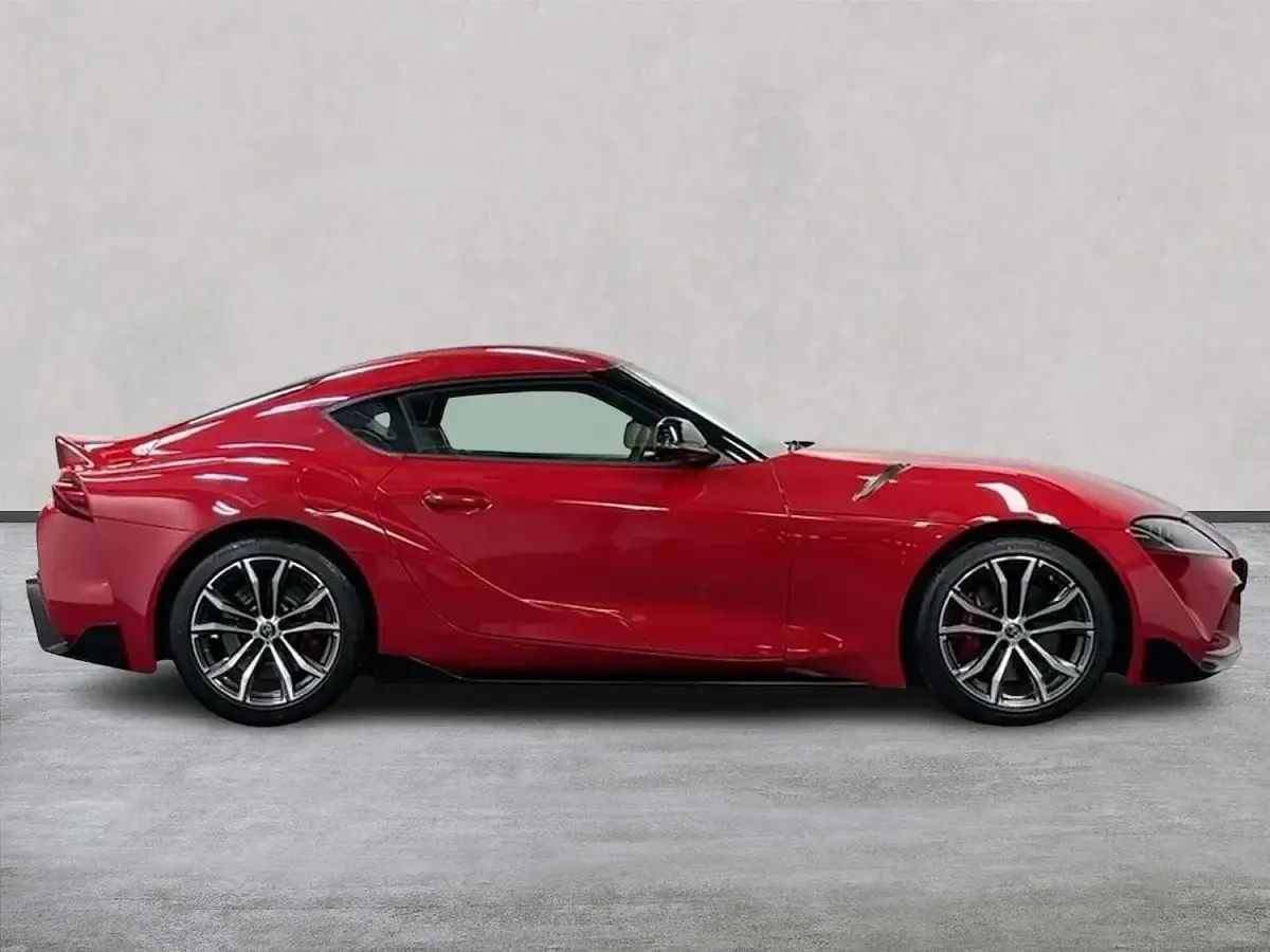 Used Toyota Supra 258 HP (189 kW) 2022 Red Coupe