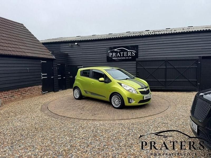 Used Chevrolet Spark LS 68 HP (50 kW) 2010 Green Hatchback