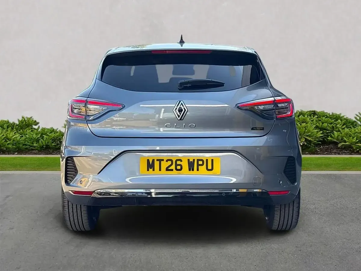 Neu Renault Clio V Techno 143 PS (105 kW) 2026 Grau Kleinwagen