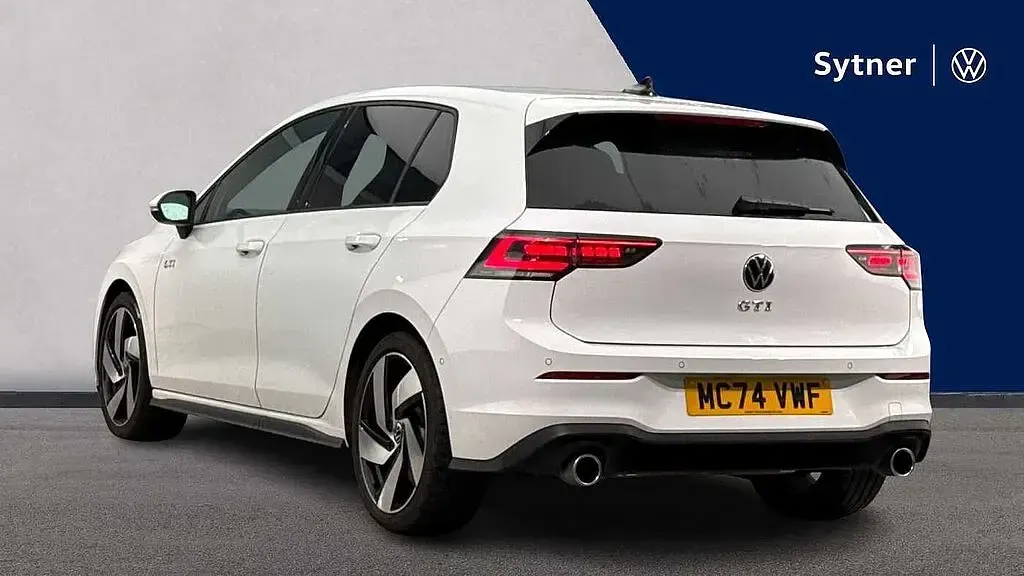 Used VW Golf VIII 265 HP (194 kW) 2025