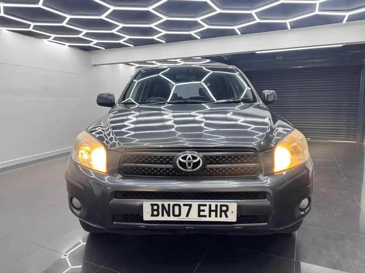 Used Toyota RAV4 2007 Grey SUV