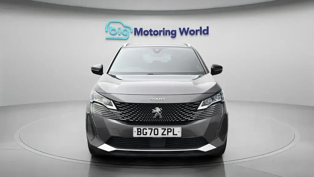 Usado Peugeot 5008 GT 130 HP (95 kW) 2021 Cinzento SUV