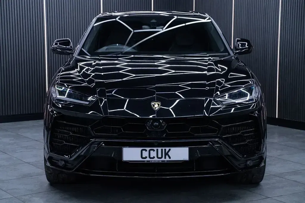 Used Lamborghini Urus 666 HP (489 kW) 2021 Black SUV