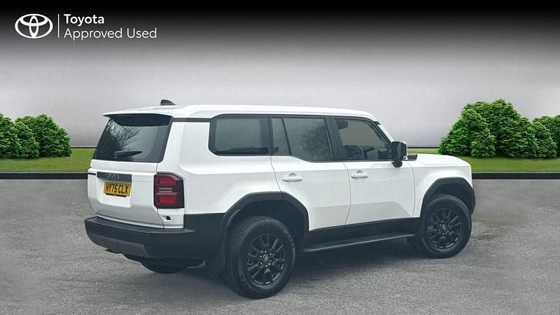 Used Toyota Land Cruiser 205 HP (150 kW) 2025 White Van