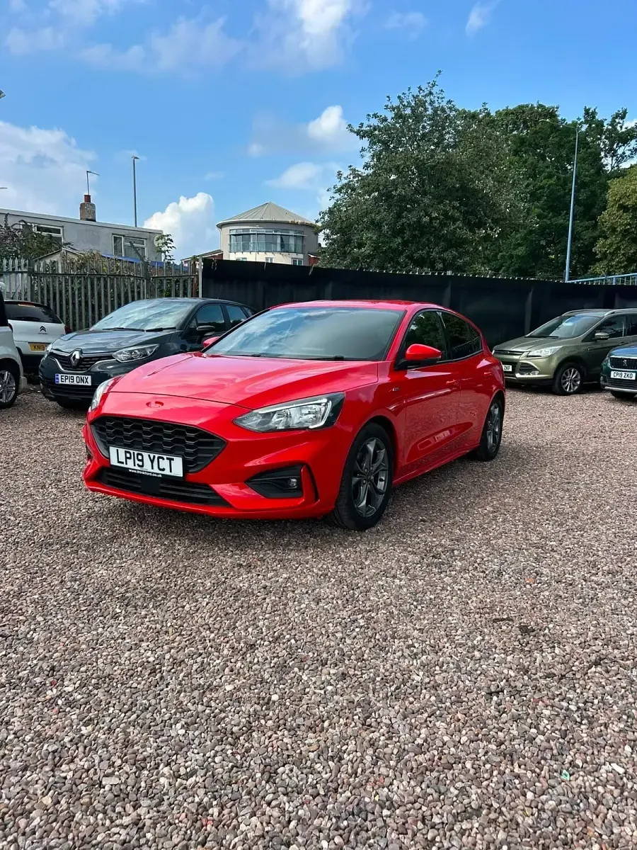 Used Ford Focus ST-Line 2019 Red Hatchback