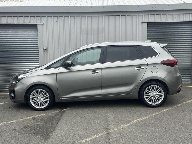Used Kia Carens 139 HP (102 kW) 2018 Silver MPV