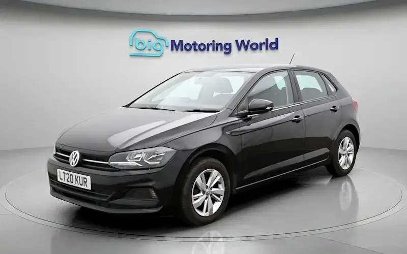 Begagnad VW Polo SE 80 HK (58 kW) 2020 Svart Halvkombi