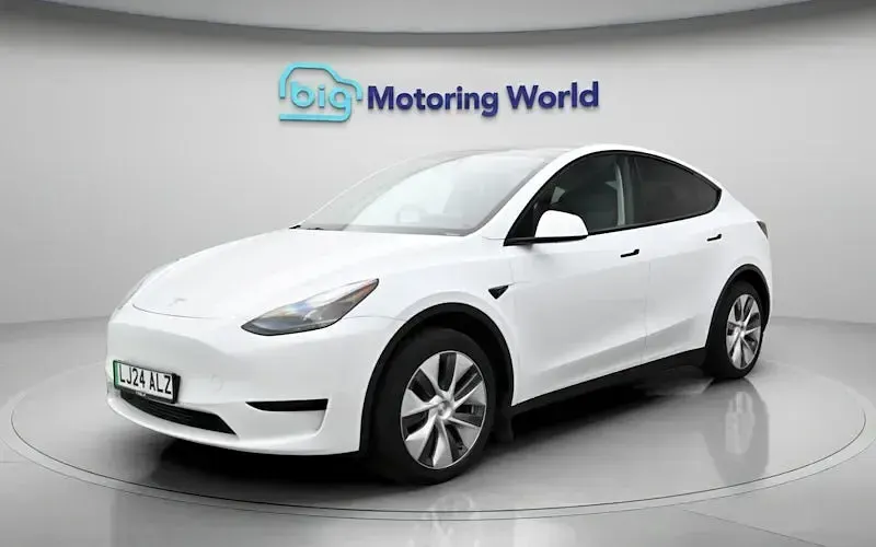 Used Tesla Model Y RWD 254 kW (346 HP) 2024 White SUV