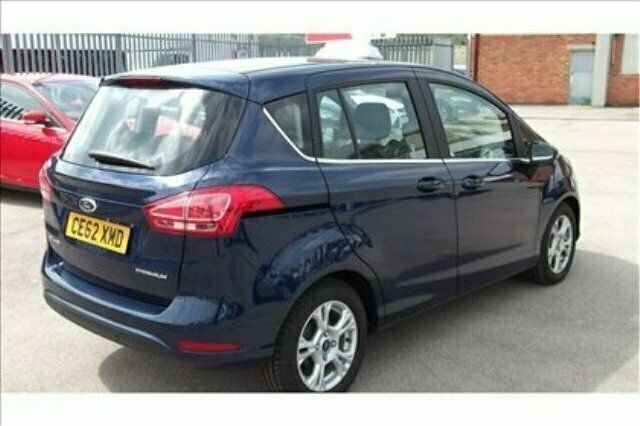 Begagnad Ford B-MAX 2012 Minibuss
