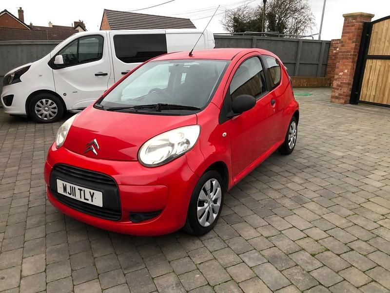 Used Citroën C1 VTR Sport 68 HP (50 kW) 2011 Red Hatchback