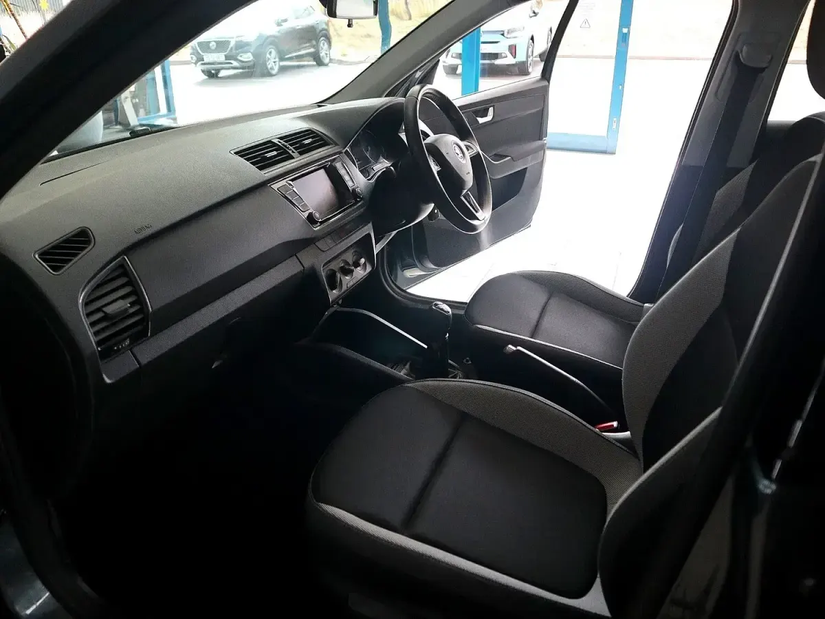 Used Skoda Fabia SE 110 HP (80 kW) 2016 Grey Hatchback