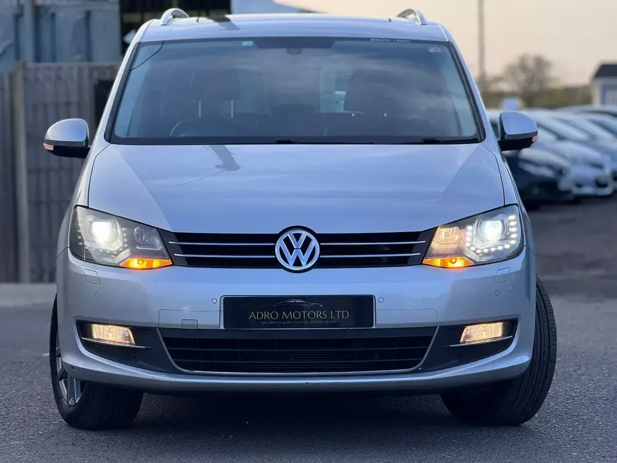 Usado VW Sharan Highline 150 HP (110 kW) 2012 Prateado Monovolume