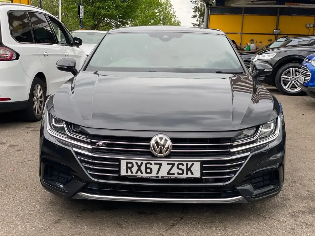 Usado VW Arteon R-line 2017 Cinzento Citadino