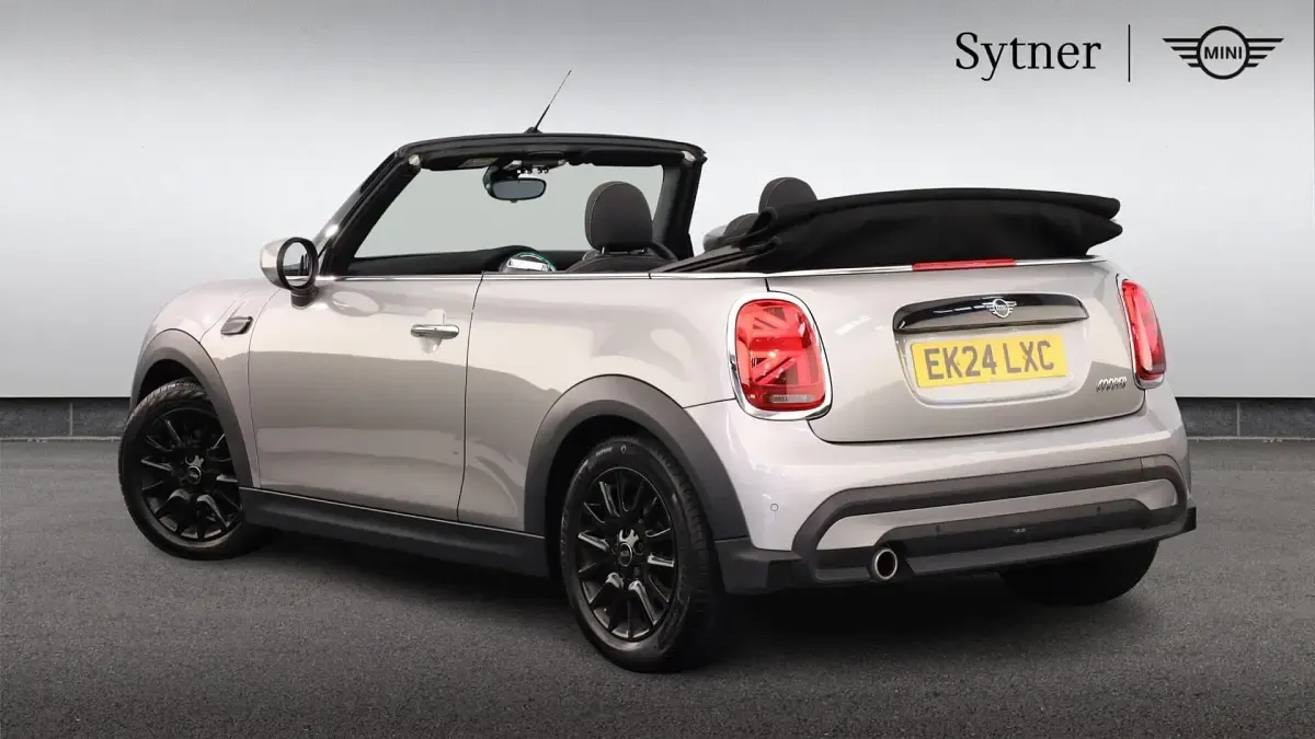 Used Mini Cooper Cabriolet Classic 134 HP (98 kW) 2024 Silver Cabriolet