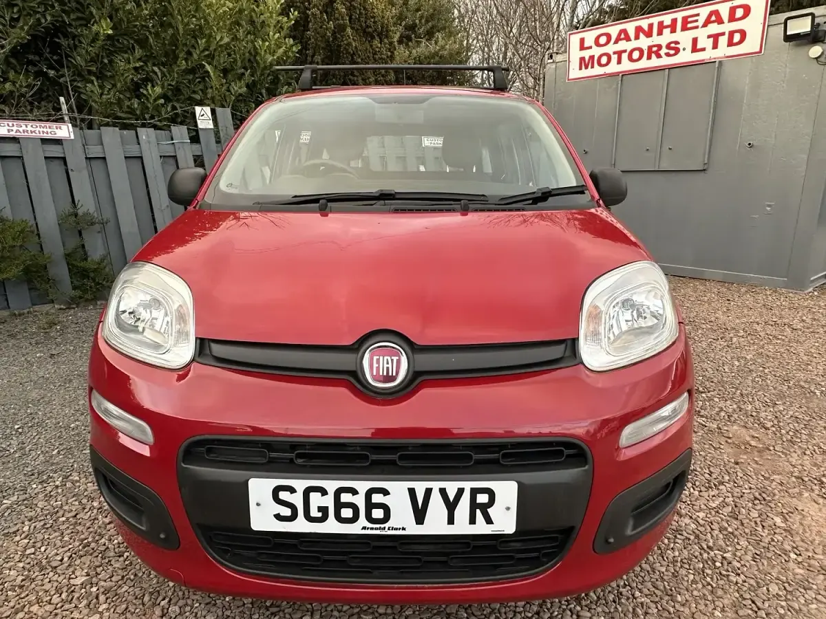 Used Fiat Panda Pop 69 HP (50 kW) 2016 Red Hatchback
