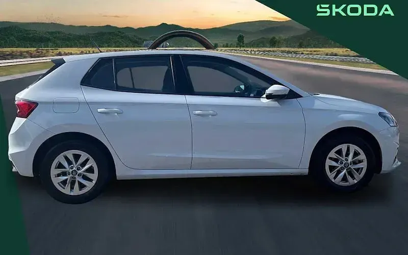 Used Skoda Fabia SE 95 HP (69 kW) 2025 Moon white metallic Hatchback