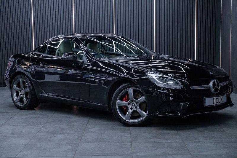 Used Mercedes SLC200 184 HP (135 kW) 2016 Black Cabriolet