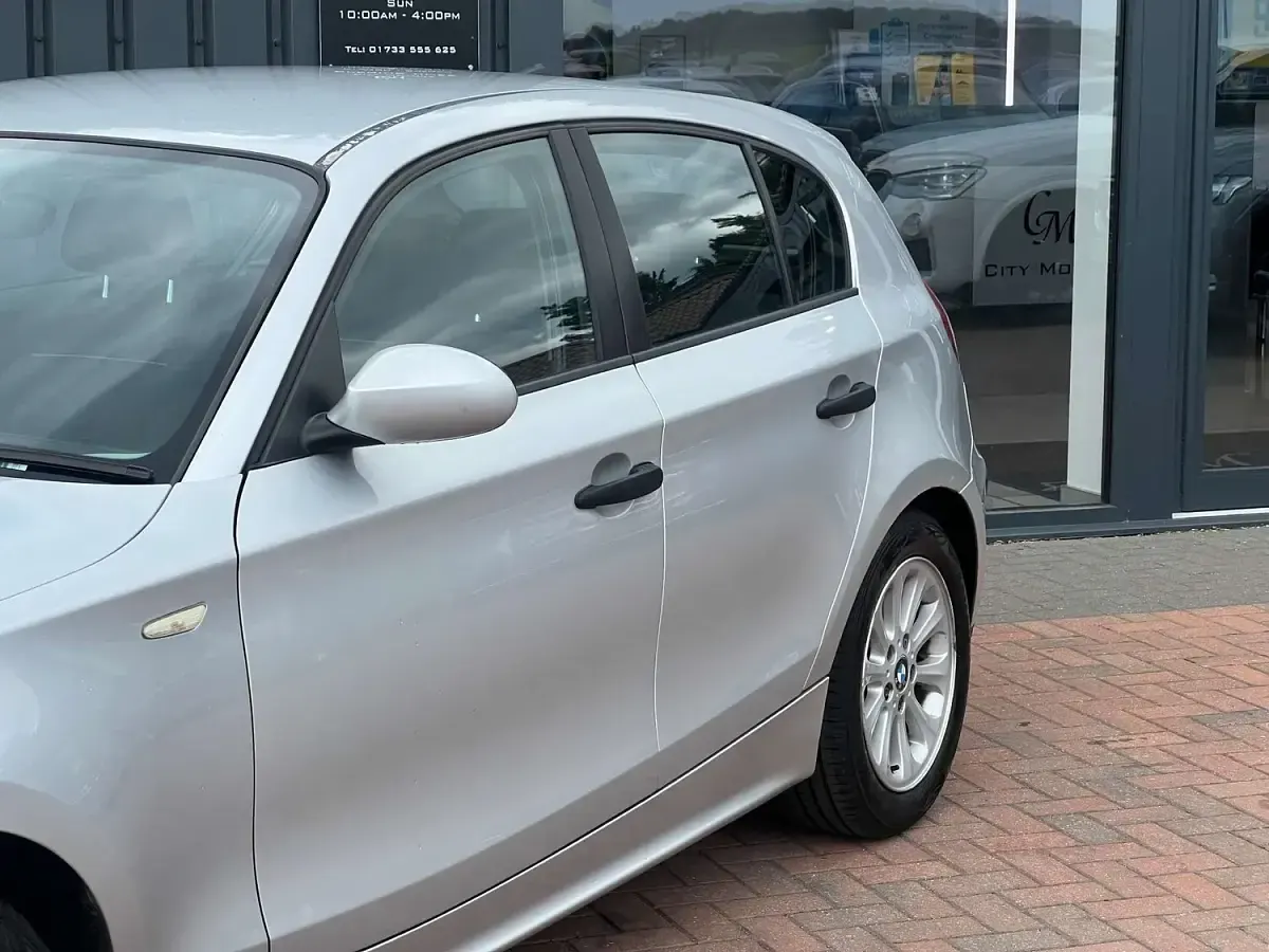 Used BMW 116 Comfort Edition 2006 Silver Hatchback