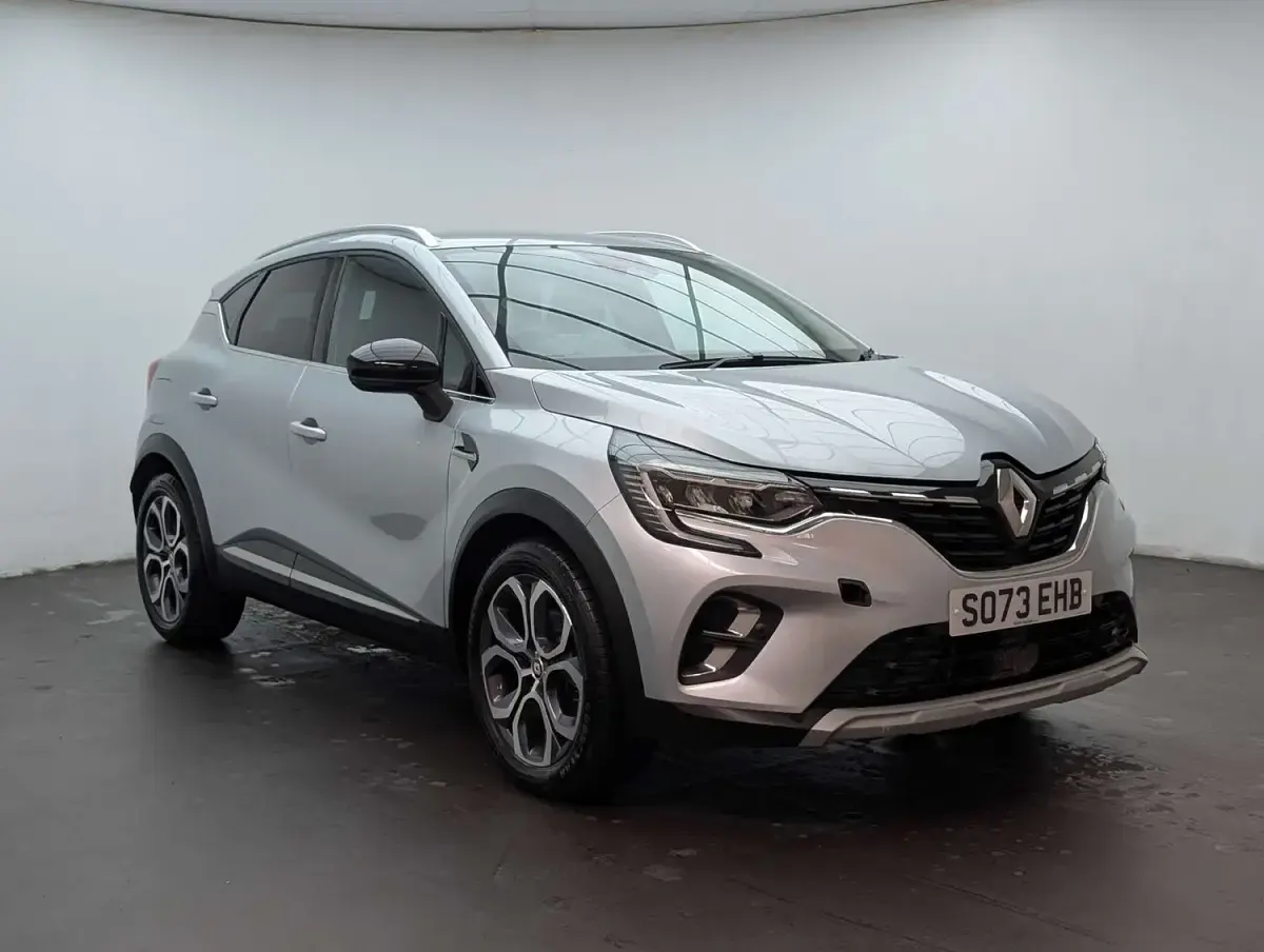 Used Renault Captur Techno 143 HP (105 kW) 2024 Grey SUV