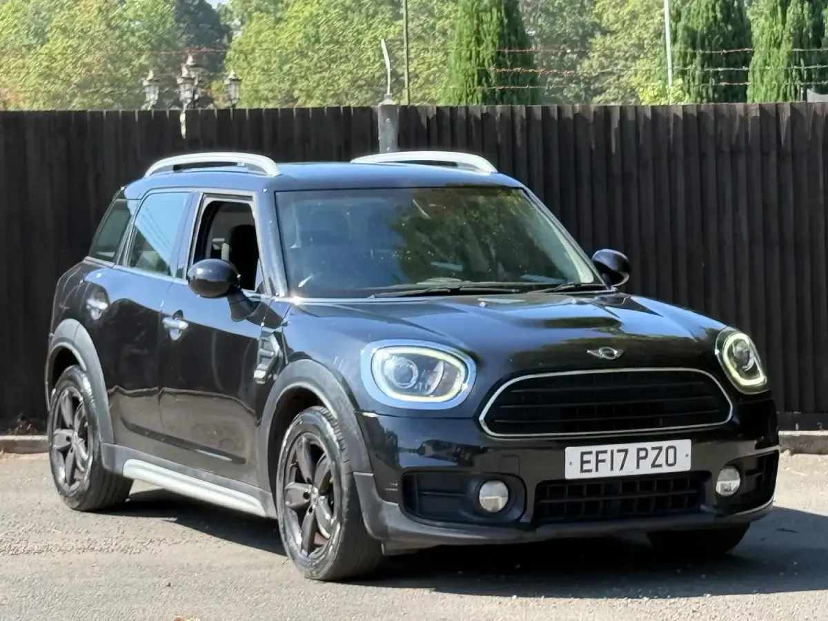 Used Mini Cooper D 150 HP (110 kW) 2017 Black Hatchback