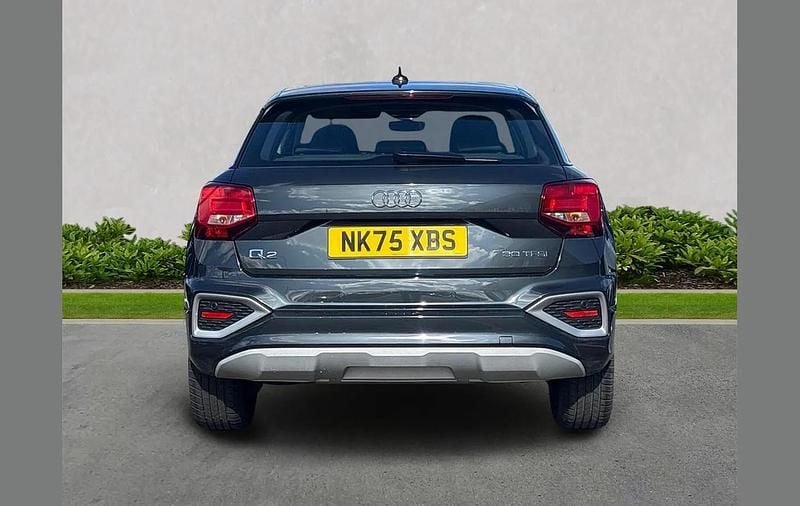 Used Audi Q2 Sport 113 HP (83 kW) 2025 Grey SUV