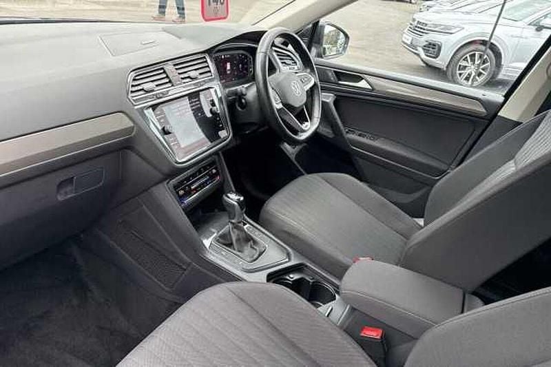 Image 2/4