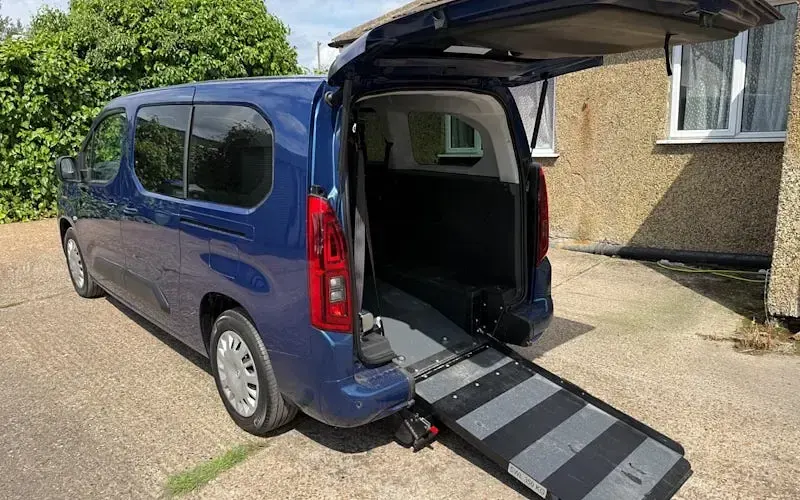Used Vauxhall Combo Edition 110 HP (80 kW) 2021 MPV