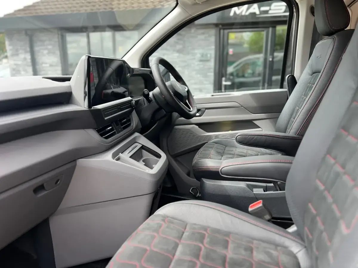 New VW Transporter Pro 2026 Graphite dust metallic grey Van