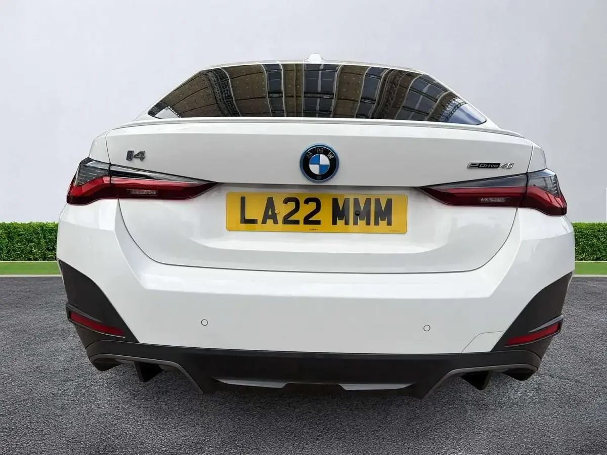 Used BMW i4 M Sport 250 kW (340 HP) 2022 White Sedan