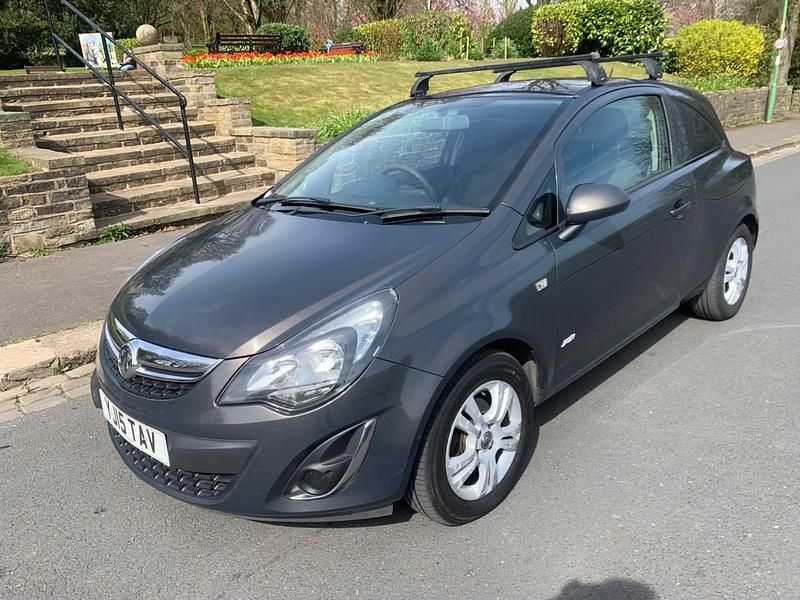 Used Vauxhall Corsa Sportive 95 HP (69 kW) 2015 Grey Van