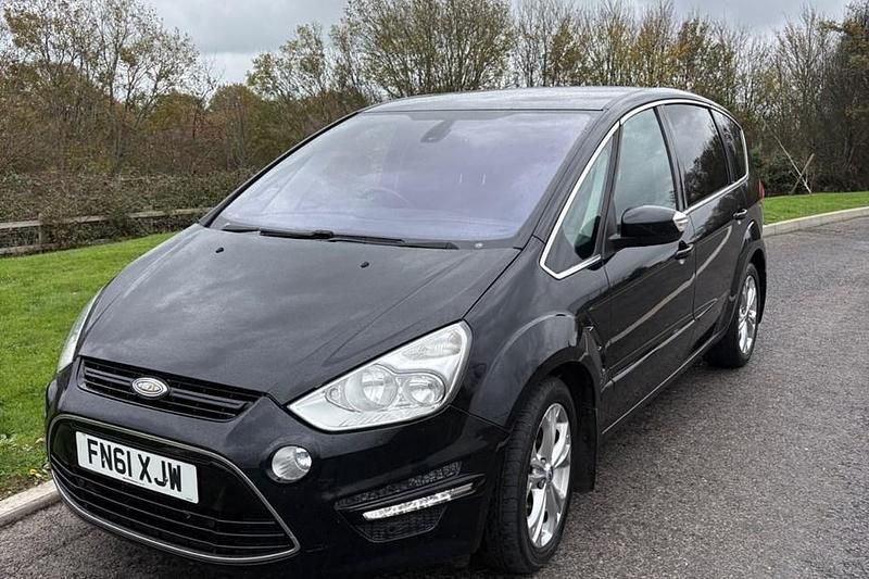Used 2011 Ford S-MAX Titanium | £3,995 (Good price) - Image 1/1