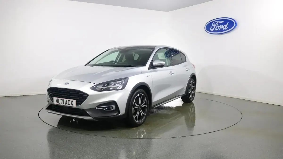 Used Ford Focus Active X 125 HP (91 kW) 2021 Silver Hatchback